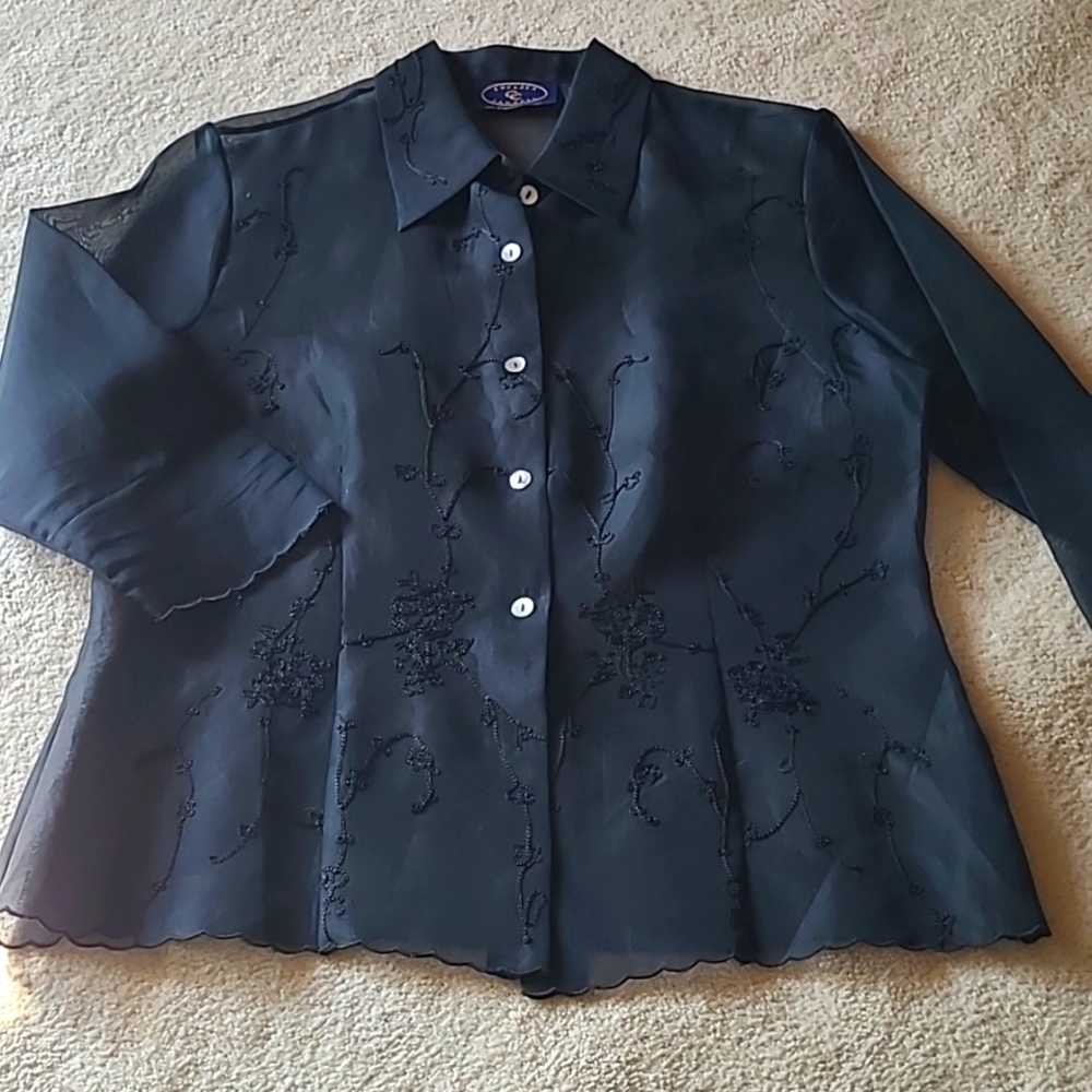Chelsea Cambell For Charter Club Vintage Size M 100% SILK Black Blouse